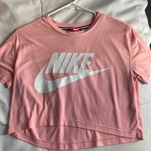 Loose Flowy Nike Workout Top